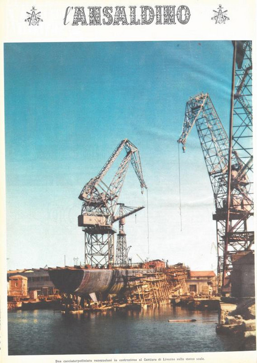 p. 32 (quarta di copertina), due cacciatorpediniere venezuelani in costruzione ai Cantieri di Livorno sullo stesso scalo